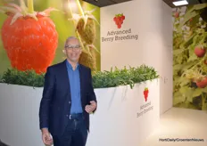 Wim Aalbersberg (Advanced Berry Breeding) verliet snel even zijn meeting voor een foto.